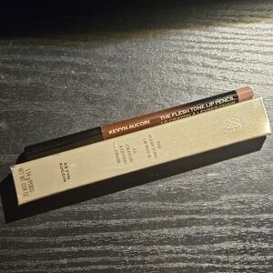 Kevyn Aucoin Lip Liner In Medium